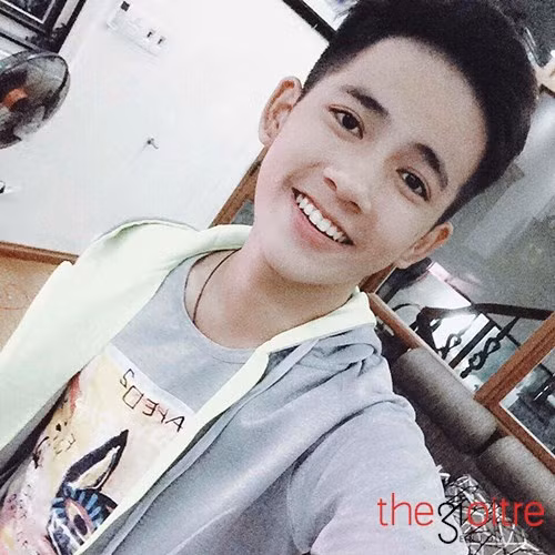 Ngoài đời, Tuấn Hiệp được bạn bè nhận xét là thân thiện, hài hước và tham gia nhiều vào các hoạt động tập thể.