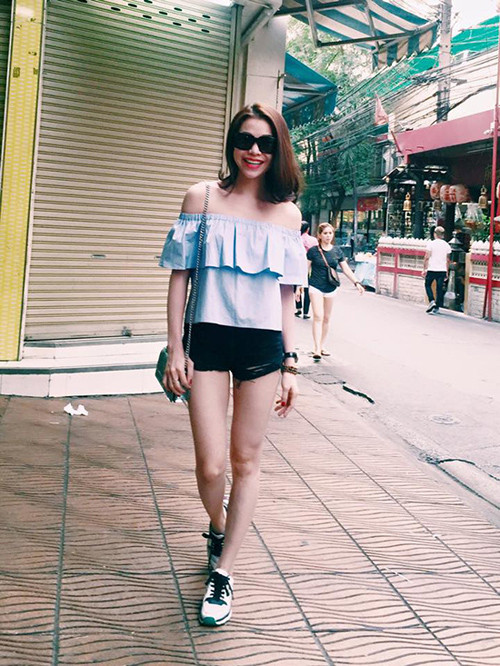 Học sao Việt mặc đẹp, sành điệu xuống phố ảnh 7 Học sao Việt mặc đẹp, sành điệu xuống phố cuối tuần