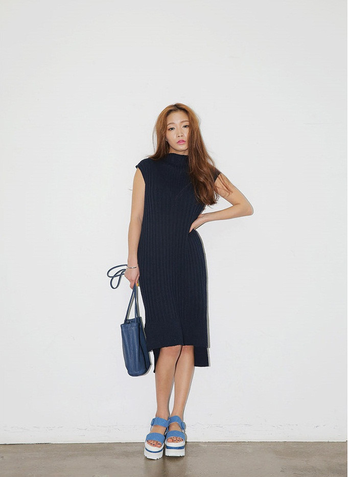 Giới trẻ Hàn mê mẩn váy midi vintage ảnh 11 Giới trẻ Hàn mê mẩn váy midi vintage