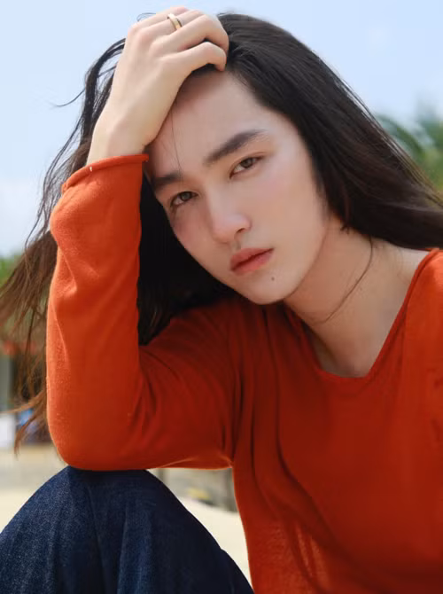 my-nam-toc-dai-khien-con-gai-phat-ghen-con-trai-dien-dao-5