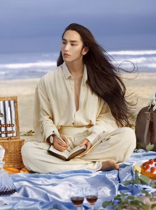 my-nam-toc-dai-khien-con-gai-phat-ghen-con-trai-dien-dao