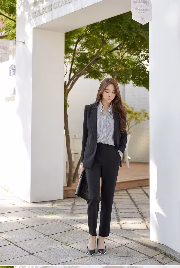Cuốn hút mọi ánh nhìn vời thời trang công sở phong cách Hàn ảnh 2 Cuốn hút mọi ánh nhìn vời thời trang công sở phong cách Hàn