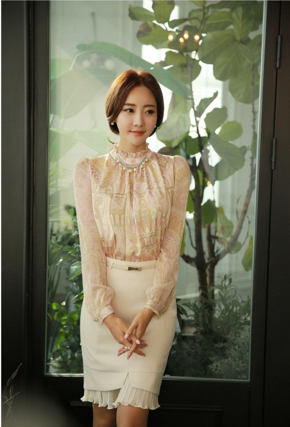 Cuốn hút mọi ánh nhìn vời thời trang công sở phong cách Hàn ảnh 9 Cuốn hút mọi ánh nhìn vời thời trang công sở phong cách Hàn