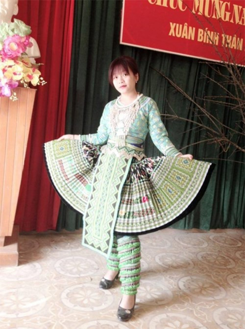 Thiếu nữ Mông và 5 năm “biến hình” từ lọ lem thành hot girl ảnh 7 Thiếu nữ Mông và 5 năm “biến hình” từ lọ lem thành hot girl ảnh 7