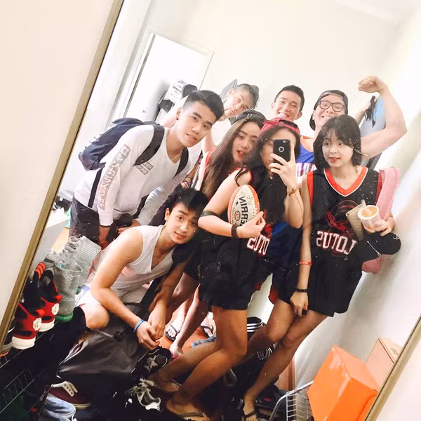 Chuyện chưa kể về Tô Sa - cháu gái hotgirl xinh đẹp của PGS. Văn Như Cương ảnh 11