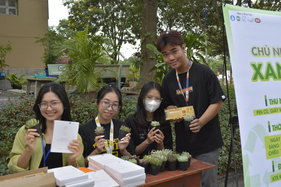 Sinh viên Nhân học được kiến tạo nhiều hoạt động phát triển bản thân, cộng đồng. Ảnh: Khoa Nhân học. Sinh viên Nhân học được kiến tạo nhiều hoạt động phát triển bản thân, cộng đồng. Ảnh: Khoa Nhân học.