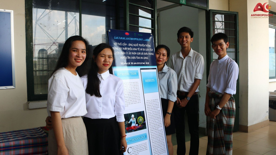 Nghiên cứu khoa học là thế mạnh của sinh viên Nhân học - Ảnh: Khoa Nhân học. Nghiên cứu khoa học là thế mạnh của sinh viên Nhân học - Ảnh: Khoa Nhân học.