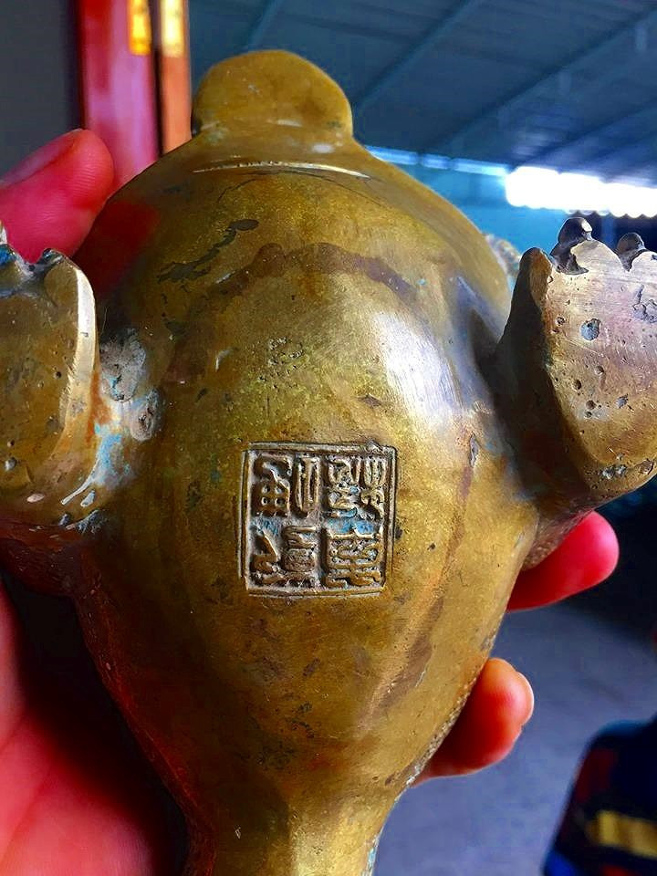 Đào ao bất ngờ phát hiện "kho báu" gần núi Tàu ảnh 5 Đào ao bất ngờ phát hiện