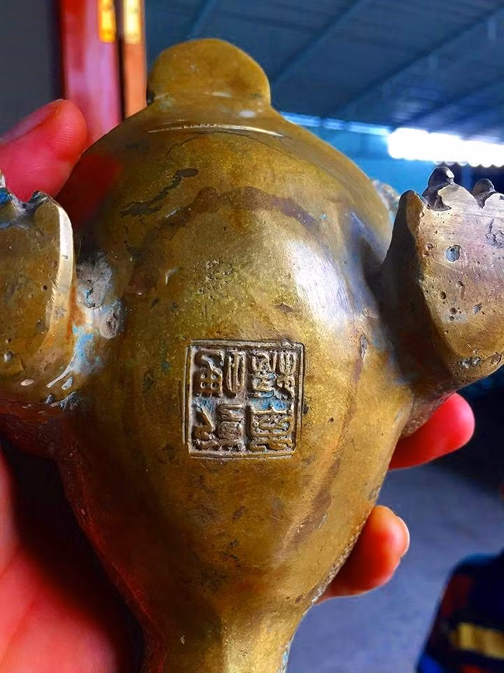 Đào ao bất ngờ phát hiện 