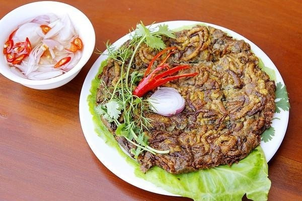 Rươi rất ngon, bổ dưỡng nhưng bà bầu chớ dại ăn món này kẻo hại con trong bụng!