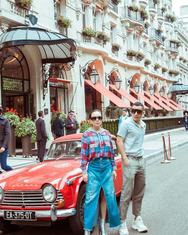 Nhiều người phải băn khoăn là thẩm mỹ của cô khác lạ?