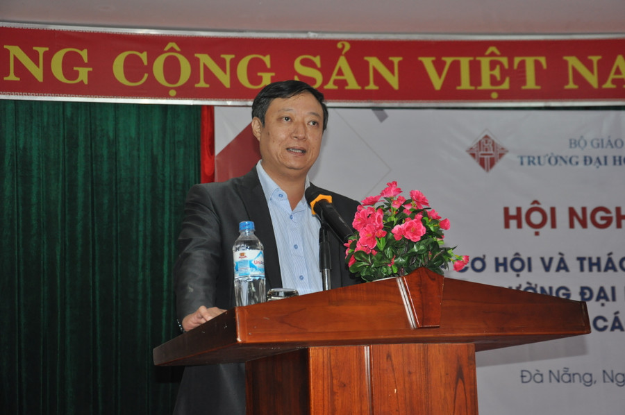 TS.KTS Phạm Anh Tuấn – Hiệu trưởng Trường ĐH Kiến trúc Đà Nẵng phát biểu khai mạc hội thảo.