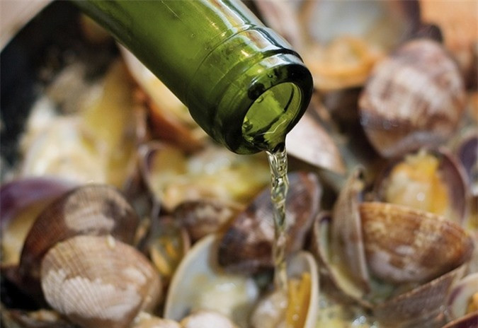 7 tuyệt chiêu khử mùi tanh của cá, tôm cực nhanh khi nấu ăn ảnh 5