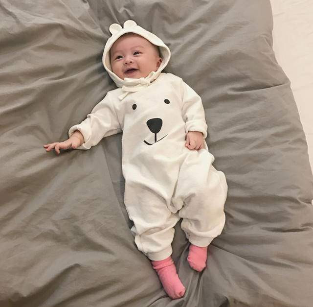 Con gái hot mom Hà Nội sành điệu không kém “tiểu công chúa” nhà Đặng Thu Thảo ảnh 4 Con gái hot mom Hà Nội sành điệu không kém “tiểu công chúa” nhà Đặng Thu Thảo ảnh 4