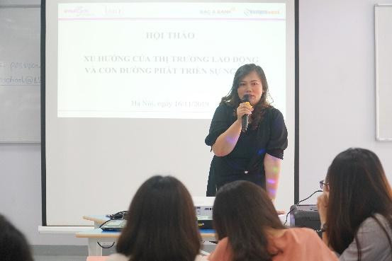 Hội thảo bắt đầu bằng những câu chuyện đầy cảm hứng của bà Vũ Thu Hằng, – Giám đốc Truyền thông Ngân hàng TMCP Bắc Á