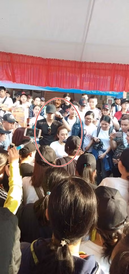 Mỹ Tâm và Mai Tài Phến thường xuyên bị bắt gặp đi cùng nhau.