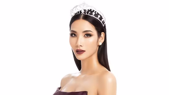 Hoàng Thùy chính thức đại diện Việt Nam dự Miss Universe 2019