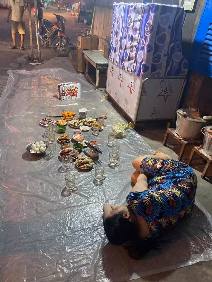 Giờ cao su, lần sau cạch nhé