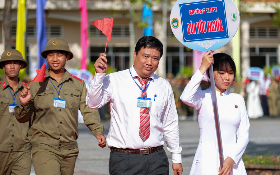 39 đoàn vận động viên tham gia diễu hành. 39 đoàn vận động viên tham gia diễu hành.