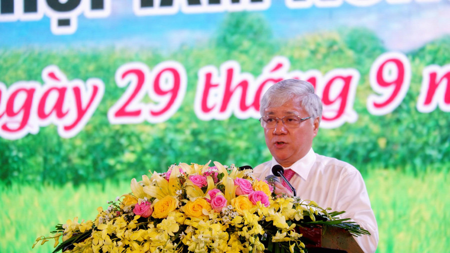 Ông Đỗ Văn Chiến - Bí thư Trung ương Đảng, Chủ tịch Ủy ban Trung ương MTTQVN phát biểu khai mạc. Ông Đỗ Văn Chiến - Bí thư Trung ương Đảng, Chủ tịch Ủy ban Trung ương MTTQVN phát biểu khai mạc.