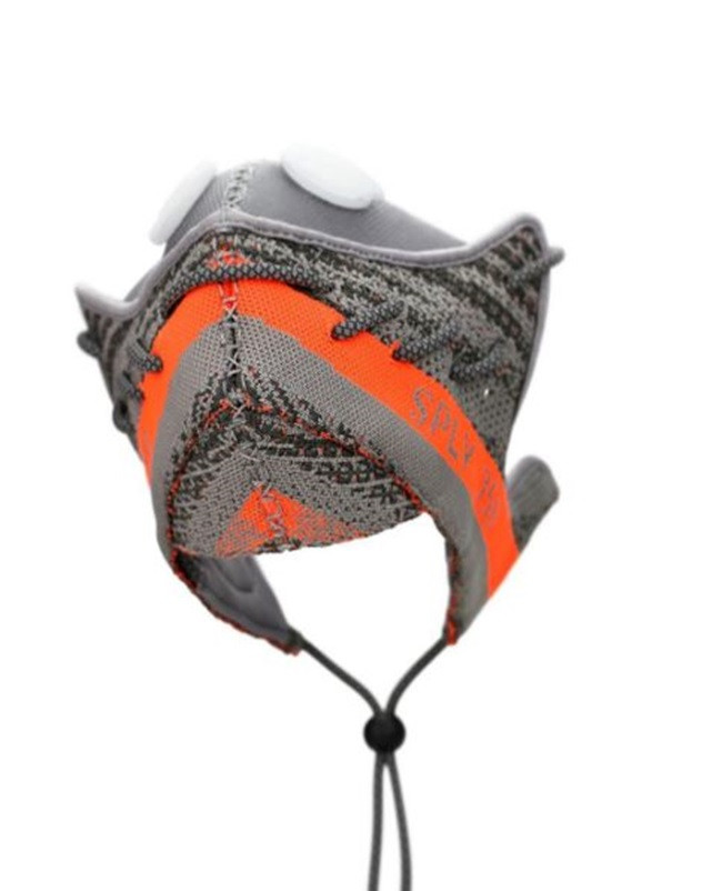 Tuyển tập những mẫu khẩu trang cực chất được làm từ giày thể thao - Ảnh 17.