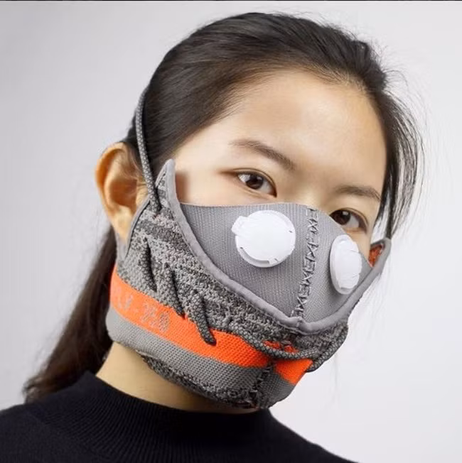 Tuyển tập những mẫu khẩu trang cực chất được làm từ giày thể thao - Ảnh 5.