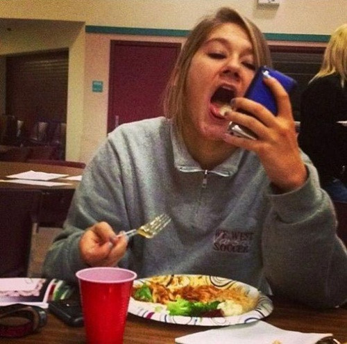 Những hành động ngớ ngẩn khi tự sướng của bạn trong mắt người khác. cuoi-te-ghe-26-11-khong-hong-nhan-nhung-bac-phan-2-2