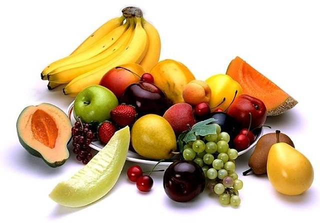 Ăn uống đủ chất, uống đủ nước giúp da không bị thiếu hụt vitamin. Ăn uống đủ chất, uống đủ nước giúp da không bị thiếu hụt vitamin.