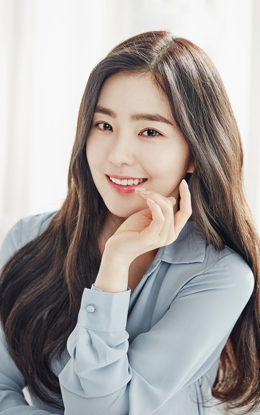 Irene - thành viên xinh đẹp của nhóm Red Velvet. Irene - thành viên xinh đẹp của nhóm Red Velvet.
