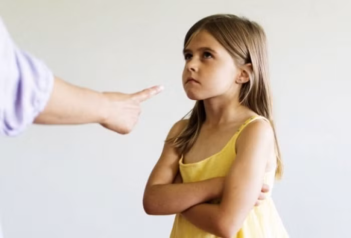 phai lam gi khi con li lom