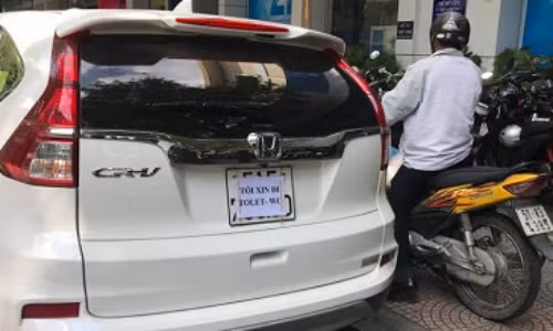 Tôi xin đi toilet.