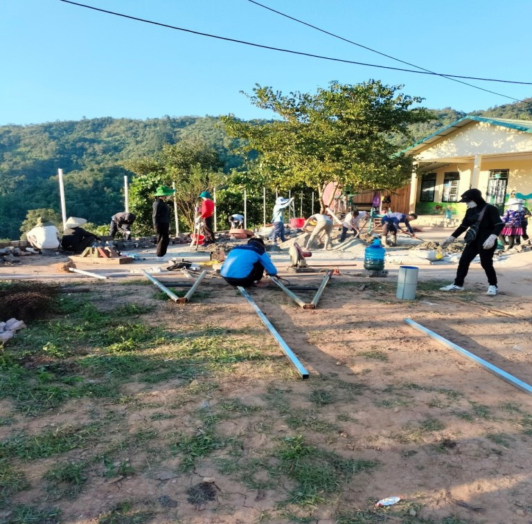 Tôn tạo cảnh quan trường học. Tôn tạo cảnh quan trường học.