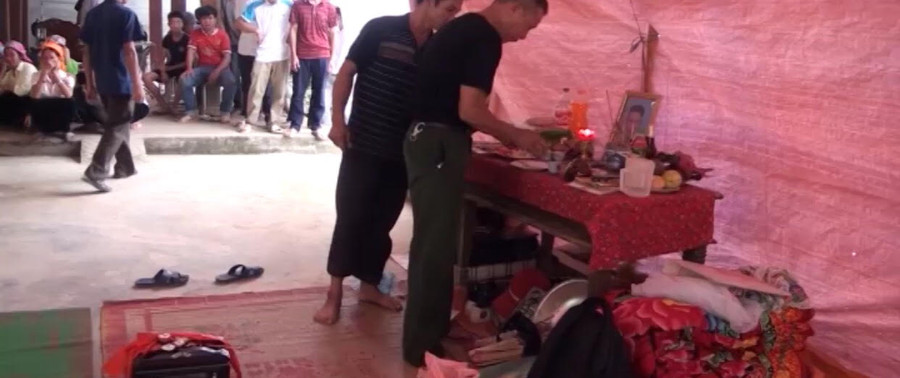 Gia đình nạn nhân phải bỏ ra hàng trăm triệu để mang thi thể nạn nhân về nước