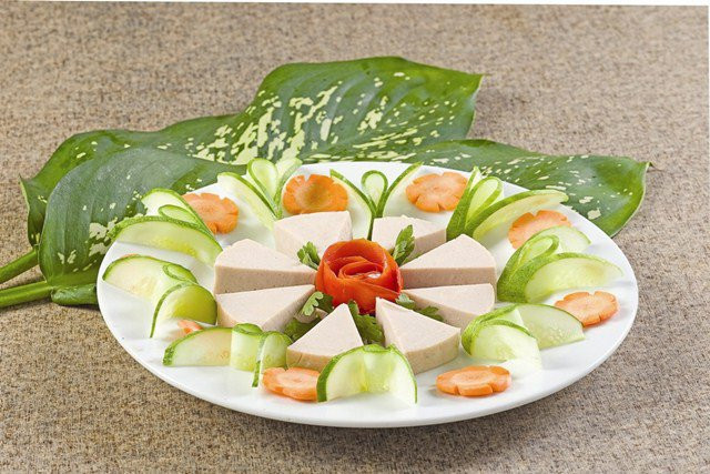 Gợi ý một số cách trang trí mâm cỗ Tết đẹp mê ly, ai cũng phục sát đất ảnh 8 goi y mot so cach trang tri mam co tet dep me ly ai cung phai than phuc sat dat - 10