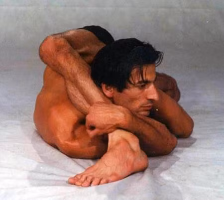 Mukhtar Gusengadzhiev bất ngờ vướng vòng lao lí