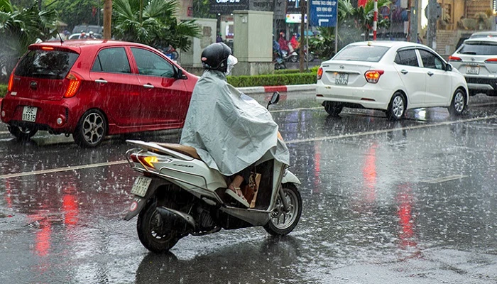 Thời tiết hôm nay 7/5: Bắc Bộ mưa rào đến mưa to, Nam Bộ ngày nắng nóng