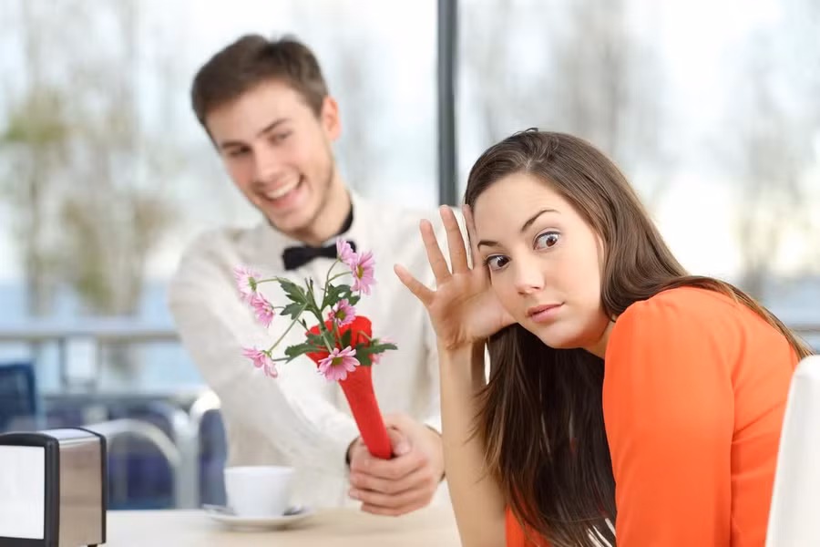 Phụ nữ độc lập không thích phải coi hẹn hò như một trò chơi mà họ buộc phải tham gia. (Ảnh: ITN).