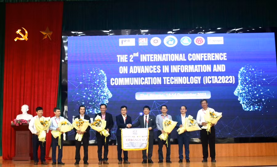 Hội thảo quốc tế về những tiến bộ trong lĩnh vực công nghệ thông tin và truyền thông.