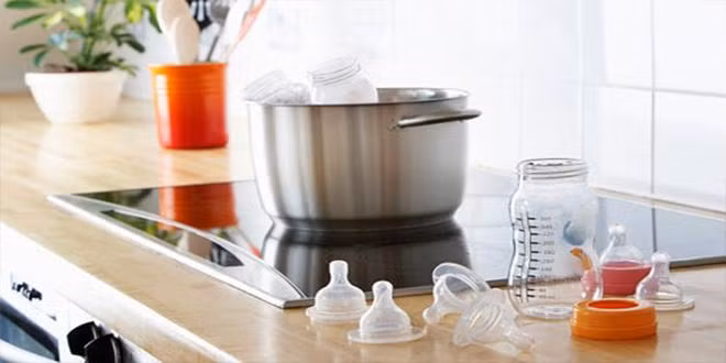 5 sai lầm khi rửa bình sữa nhiều mẹ mắc tương đương với việc cho bé bú “sữa độc“