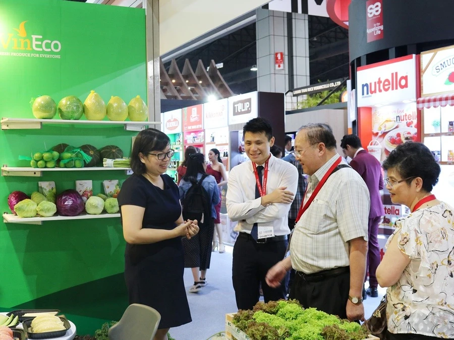 Gian hàng của VinEco tại hội chợ Thaifex (tháng 5/2018) gây ấn tượng cũng như tạo thiện cảm với khách hàng.