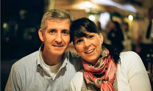 Vợ quên sạch 15 năm quá khứ, chồng phải ‘cưa’ lại từ đầu - Hình 1