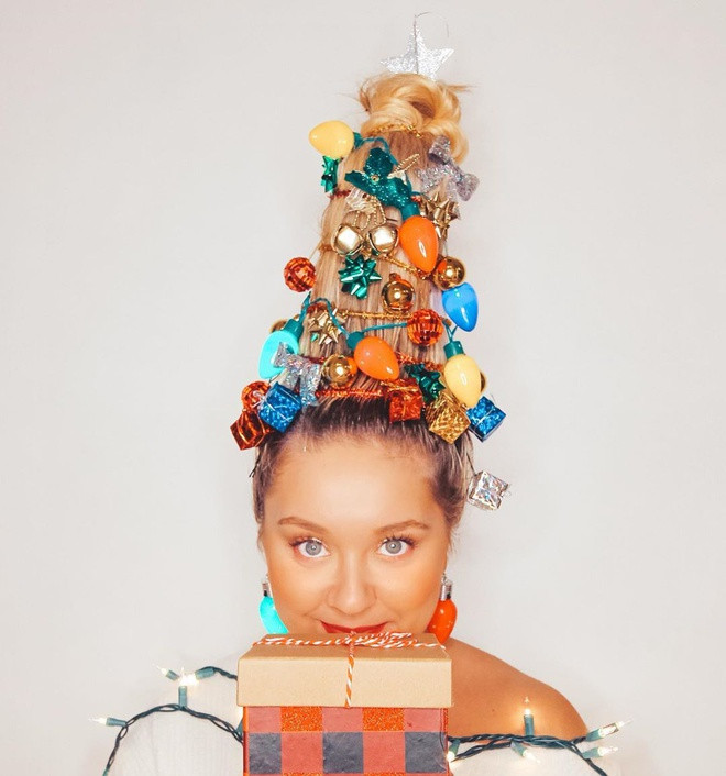 Gioi tre the gioi ro mot lam toc dung dung nhu cay thong Noel hinh anh 4 74694913_581368119324479_12650364192541227_n.jpg