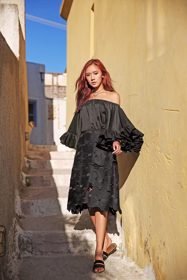 Street style "nhìn là muốn mặc theo" ngay của quý cô Châu Á ảnh 1