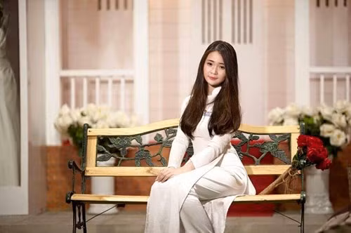 9X Thảo Nguyên - hot girl mới của Đà Nẵng