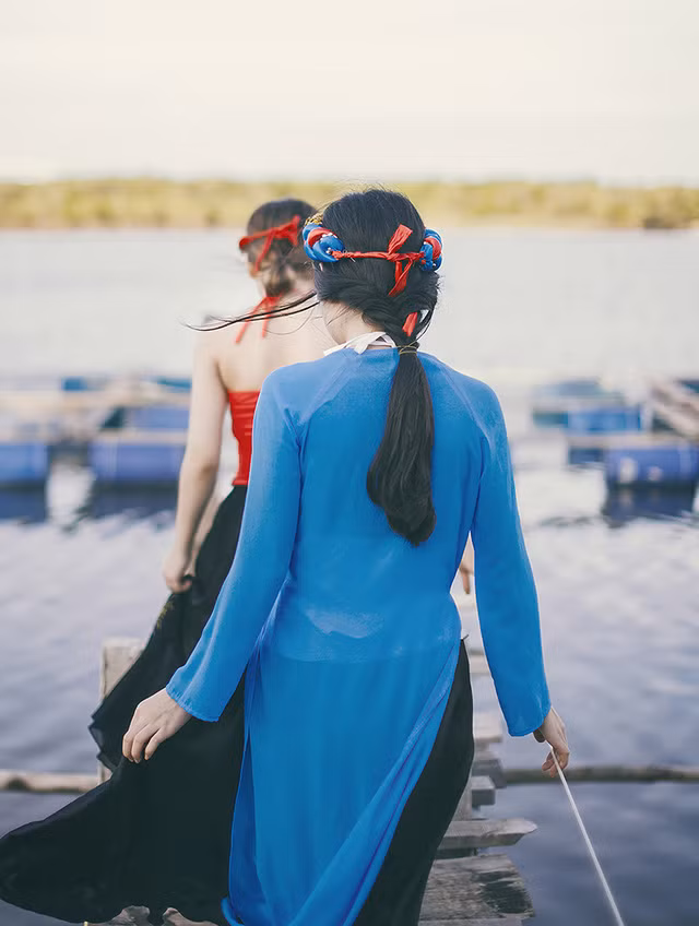 Cặp chị em ruột cosplay “Tấm Cám chuyện chưa kể“ ảnh 10