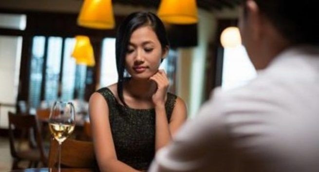 Đâu là những điều mà chị em không bao giờ để ý trong ngày hẹn hò đầu tiên?