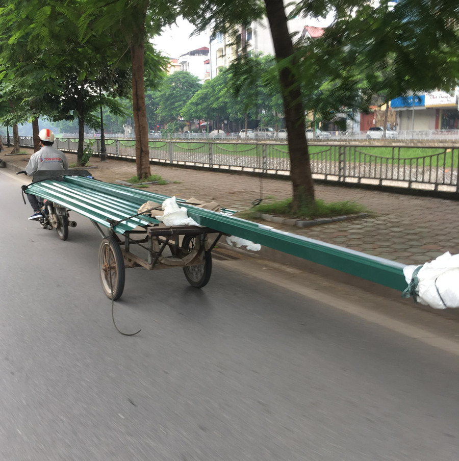 Nghênh ngang một đường