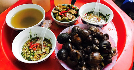 Ngày mưa gió ở Hà Nội, ăn những món ốc cay này thì còn gì bằng Ngay mua gio o Ha Noi, an nhung mon oc cay nay thi con gi bang