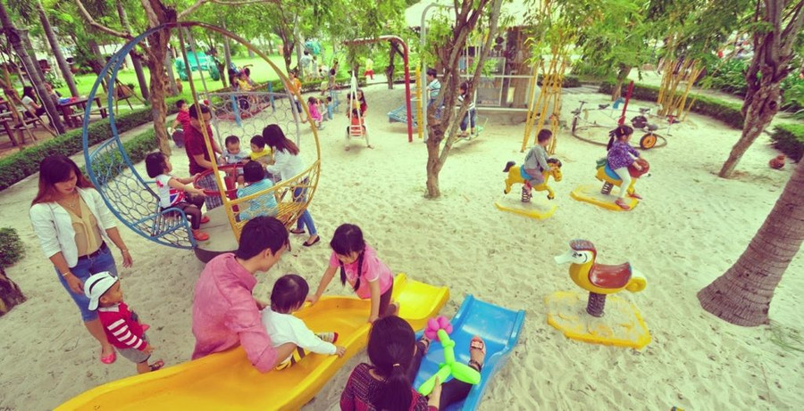 Cần cho trẻ vui chơi và có thói quen lành mạnh. Cần cho trẻ vui chơi và có thói quen lành mạnh.