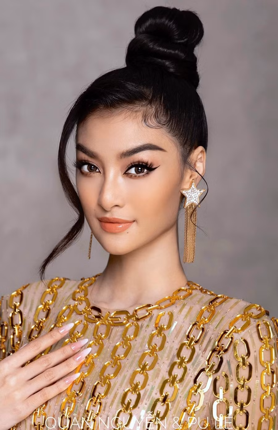 Á hậu đa tài - Lona Kiều Loan.